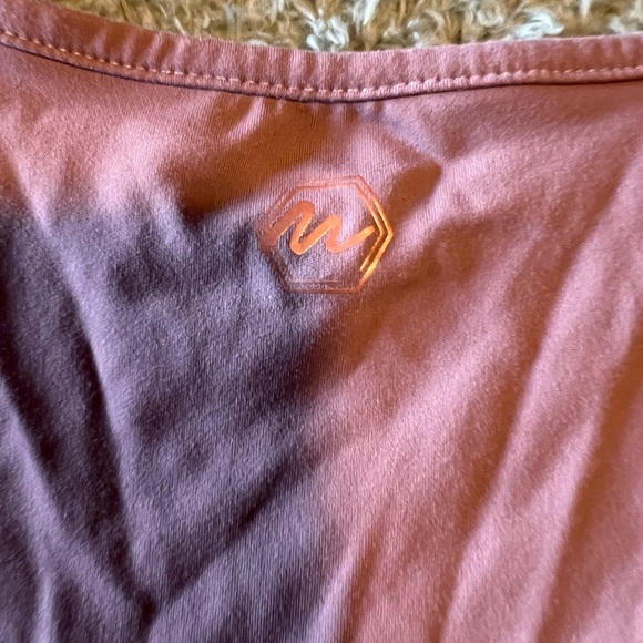 Modiv Transition Crop Tank - Picture 3 of 4